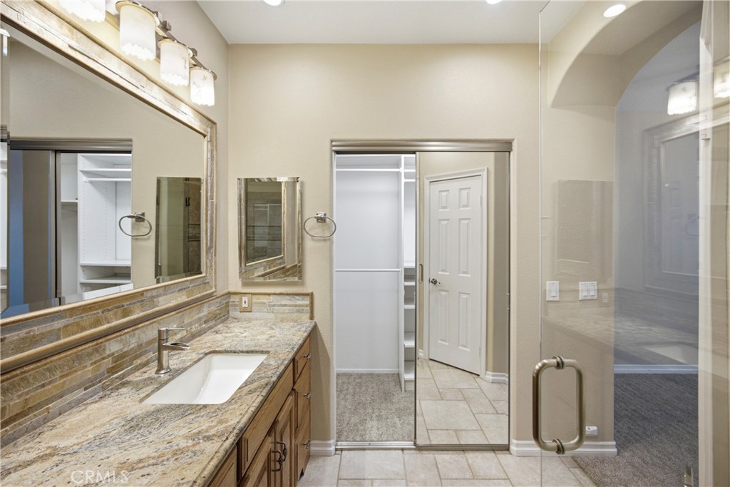 1059 S Positano