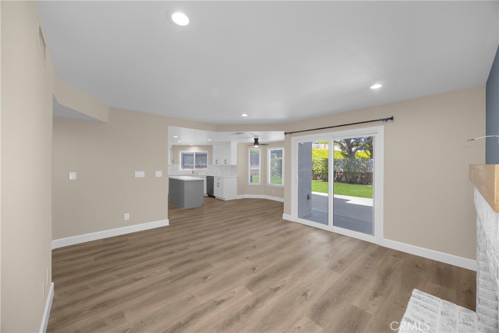 5700 Scotch Pine