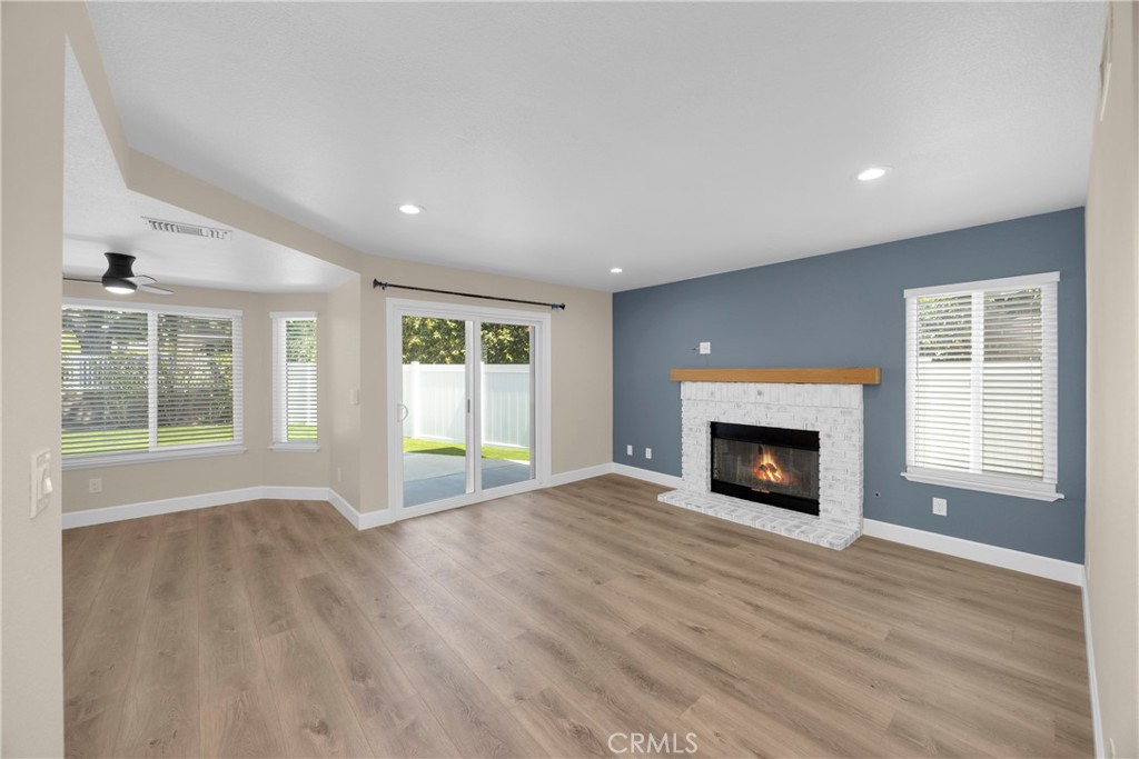 5700 Scotch Pine