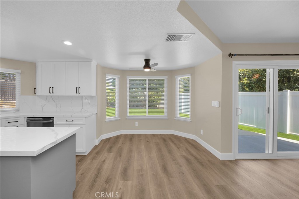 5700 Scotch Pine