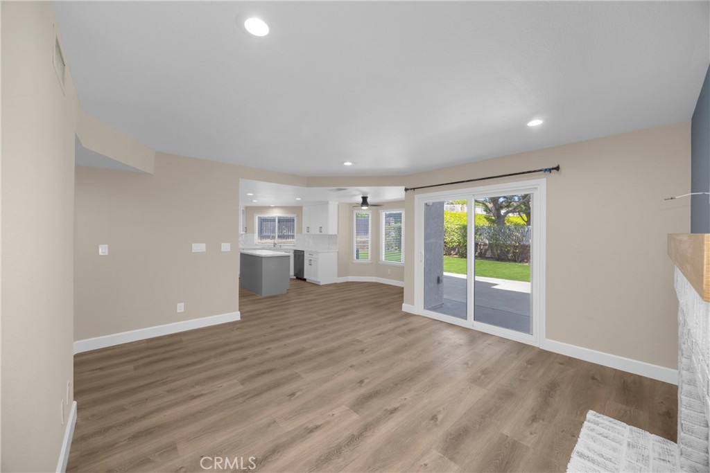 5700 Scotch Pine