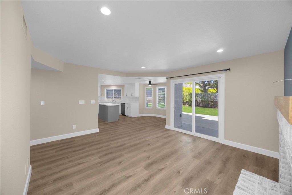 5700 Scotch Pine