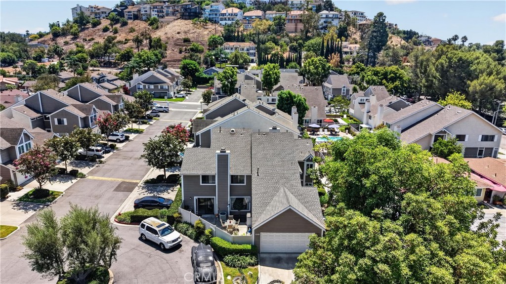 5037 #5 E Almond Avenue 32