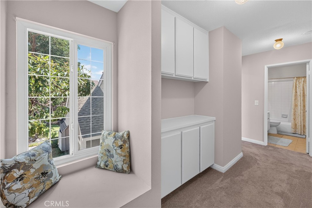 5037 #5 E Almond Avenue 32