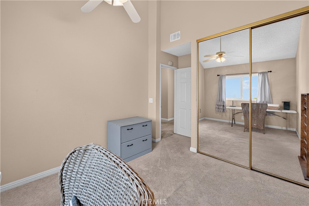 5037 #5 E Almond Avenue 32