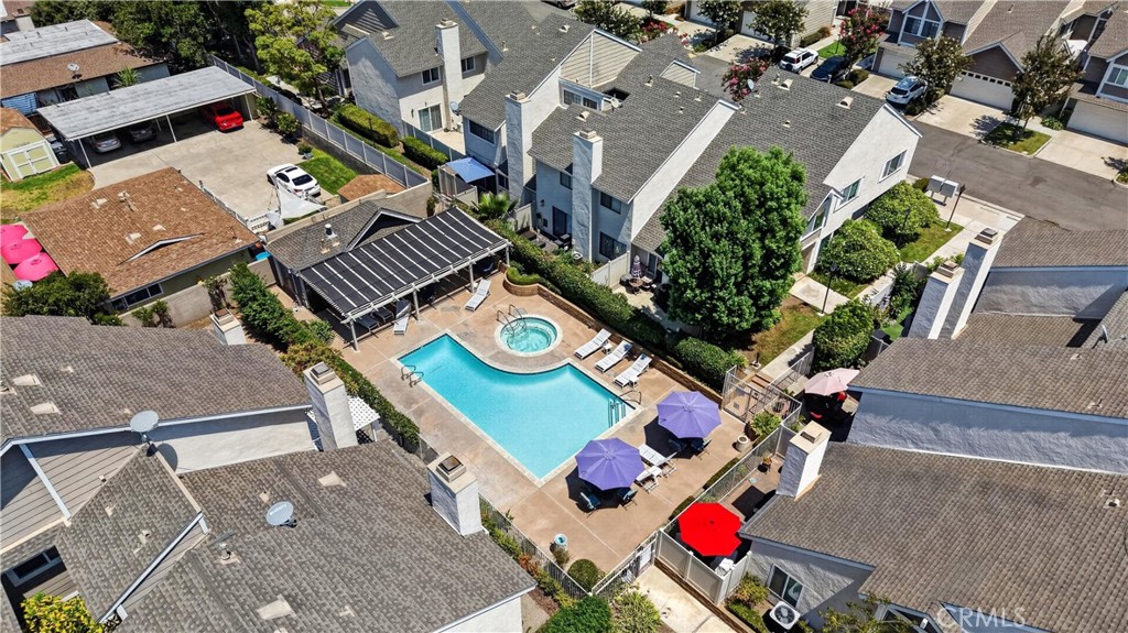 5037 #5 E Almond Avenue 32