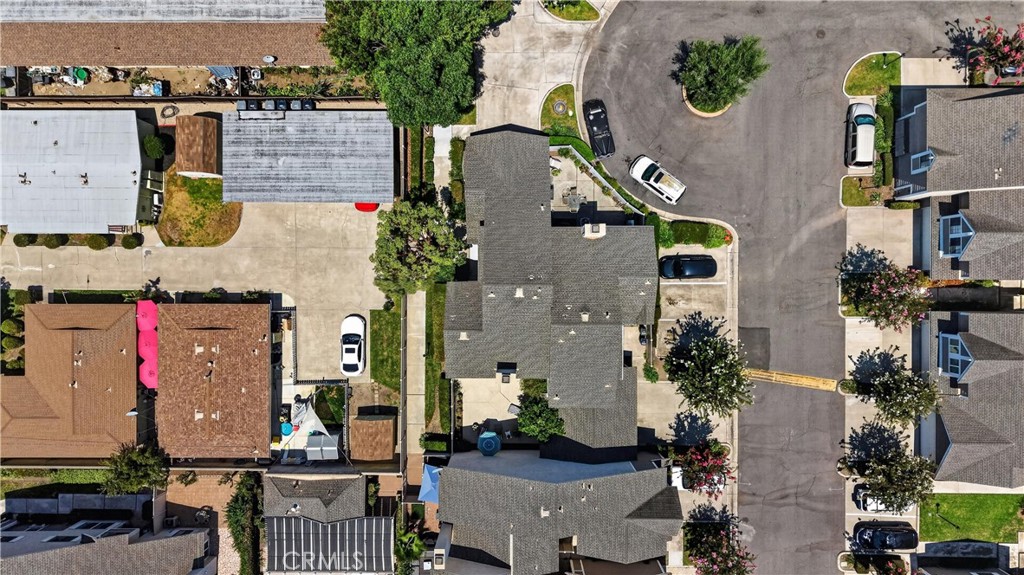5037 #5 E Almond Avenue 32