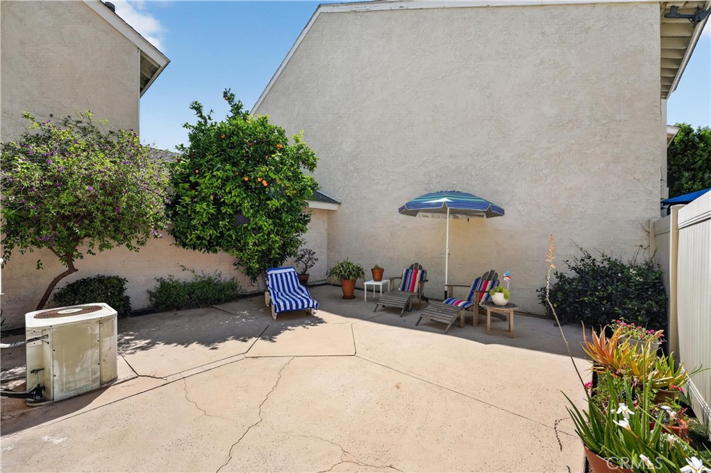 5037 #5 E Almond Avenue 32