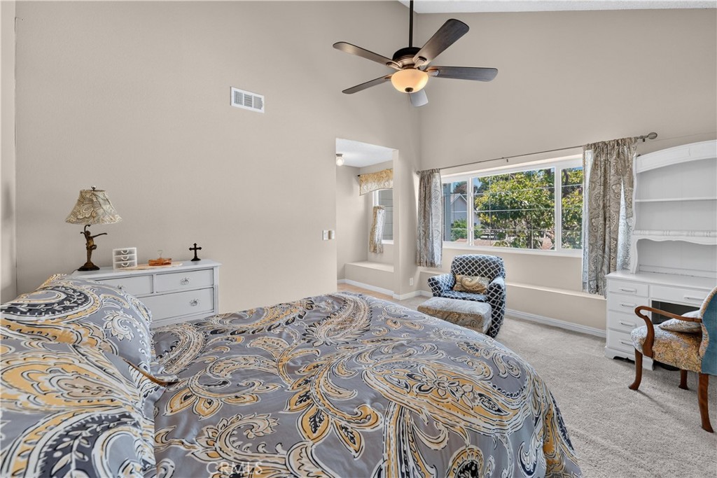5037 #5 E Almond Avenue 32