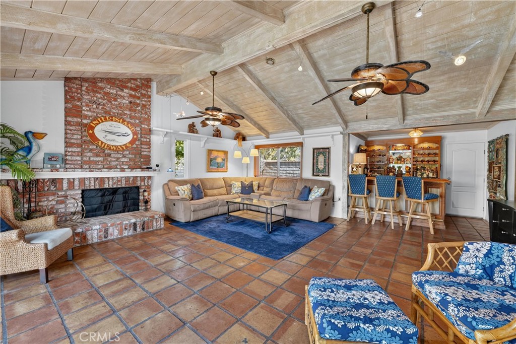 17991 Prado Circle