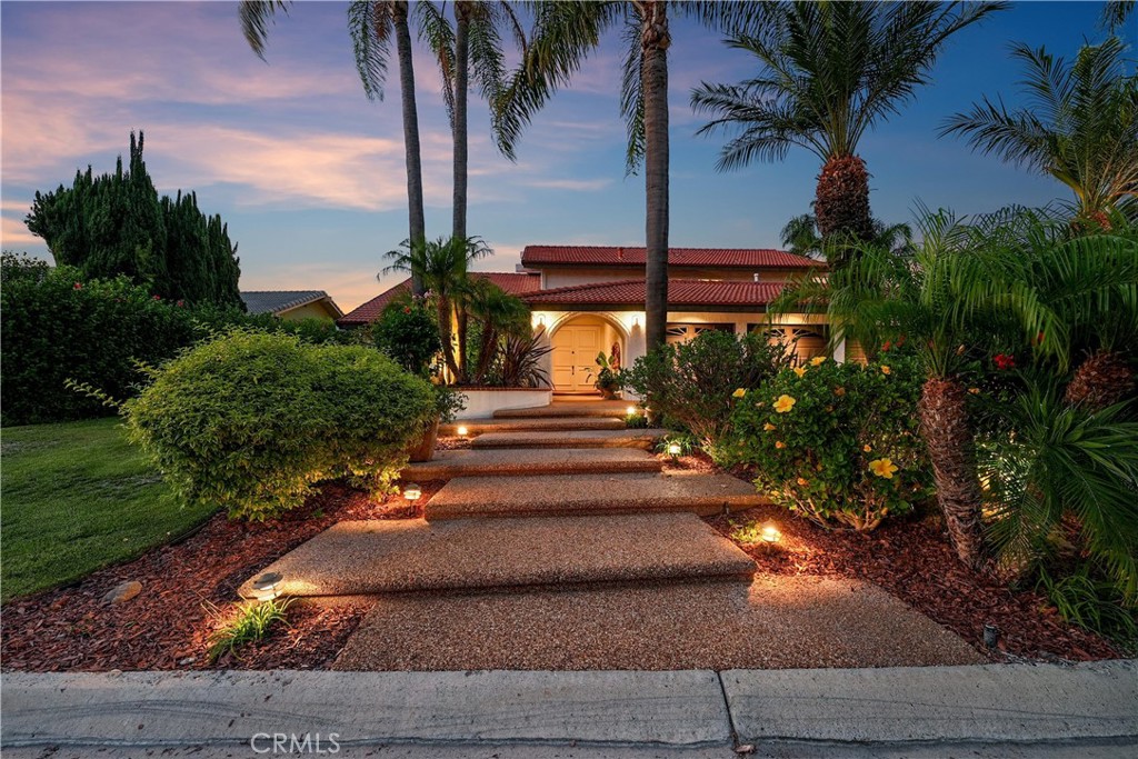 17991 Prado Circle