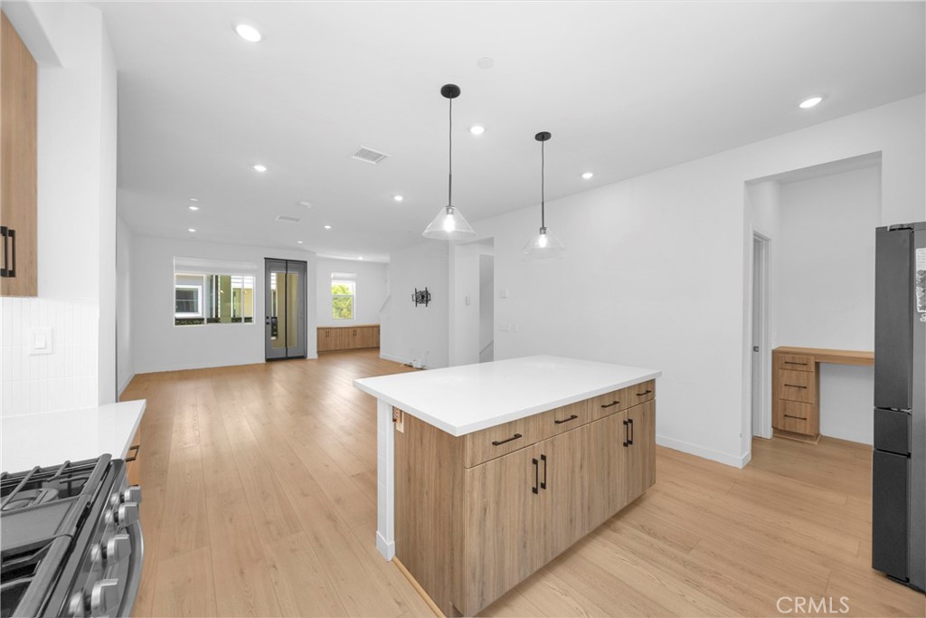 32078 Paseo Vibrante