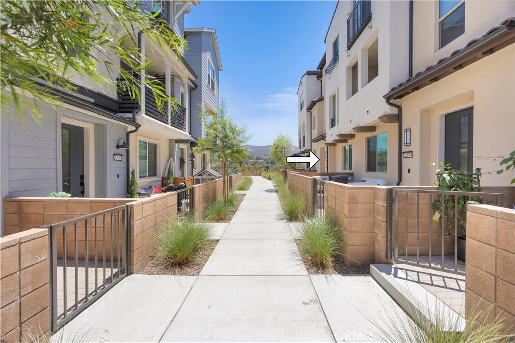 32078 Paseo Vibrante