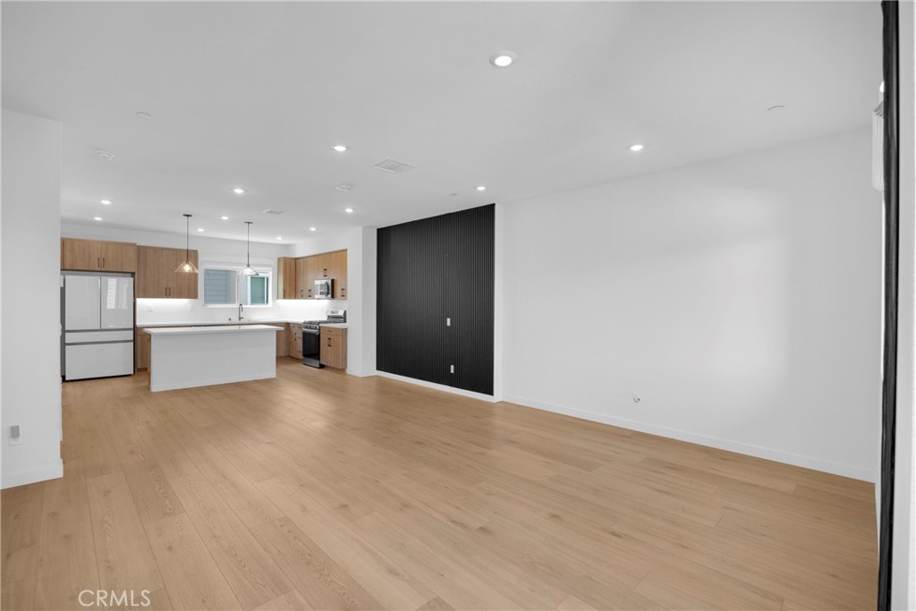 32078 Paseo Vibrante