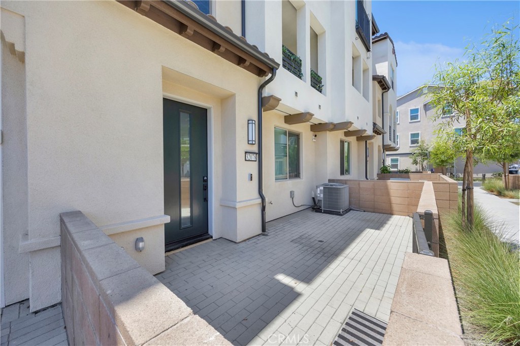 32078 Paseo Vibrante