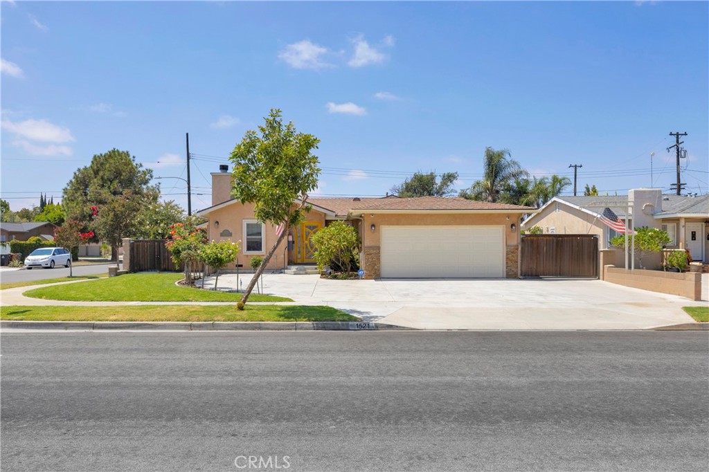 1521 S Dallas
