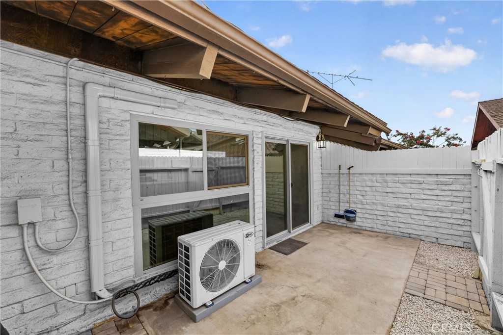 5068 Lakeview