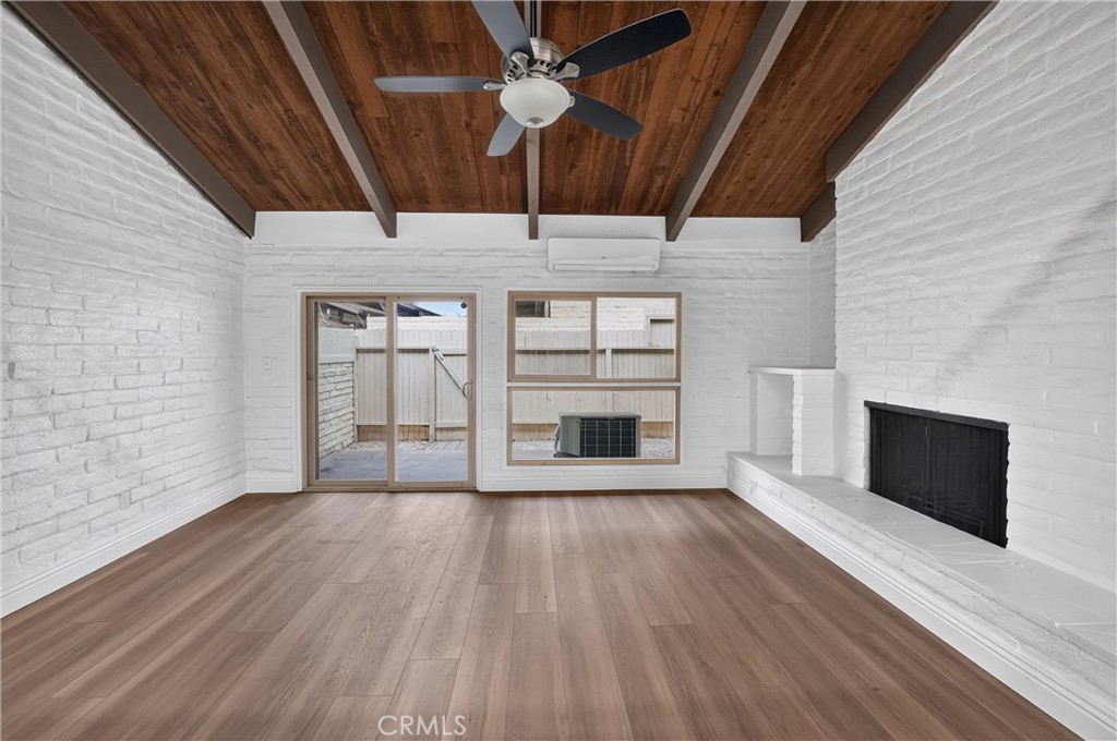 5068 Lakeview