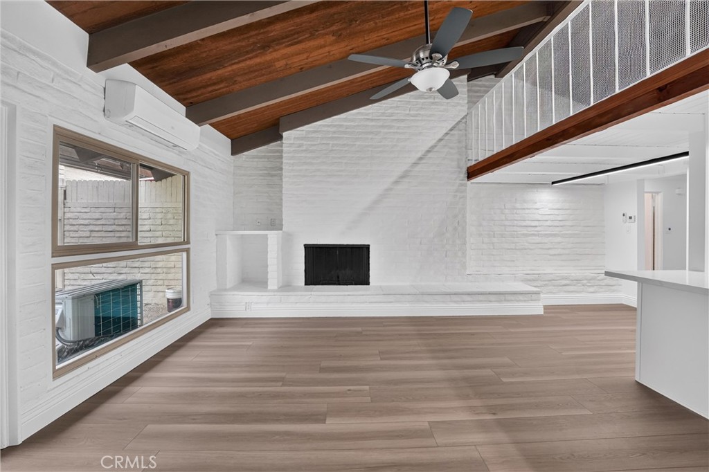 5068 Lakeview