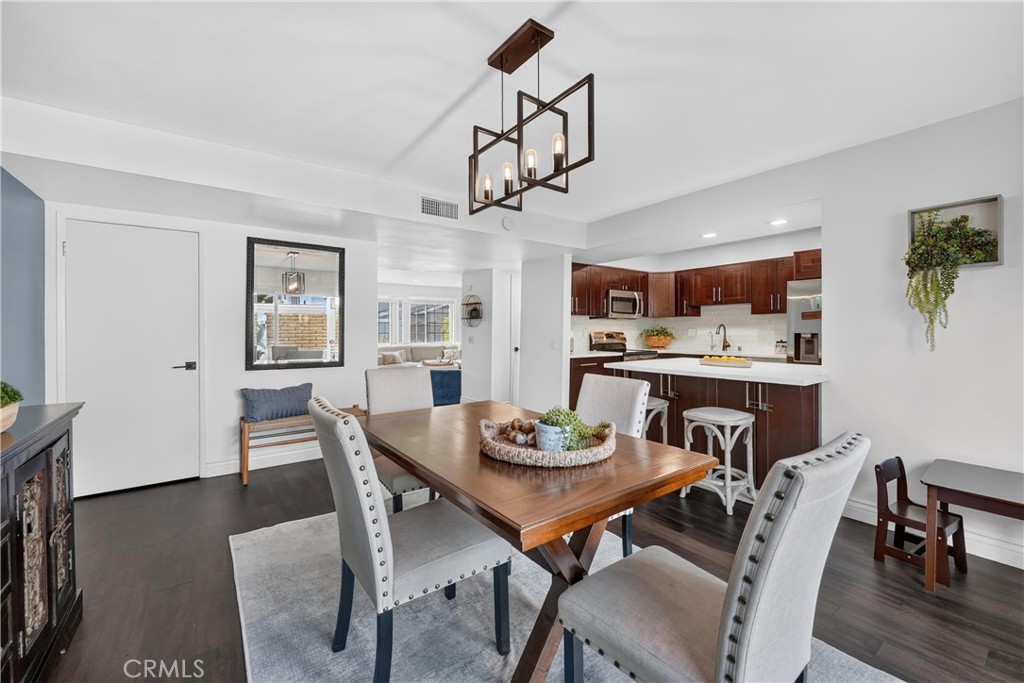 1243 Cameo Lane