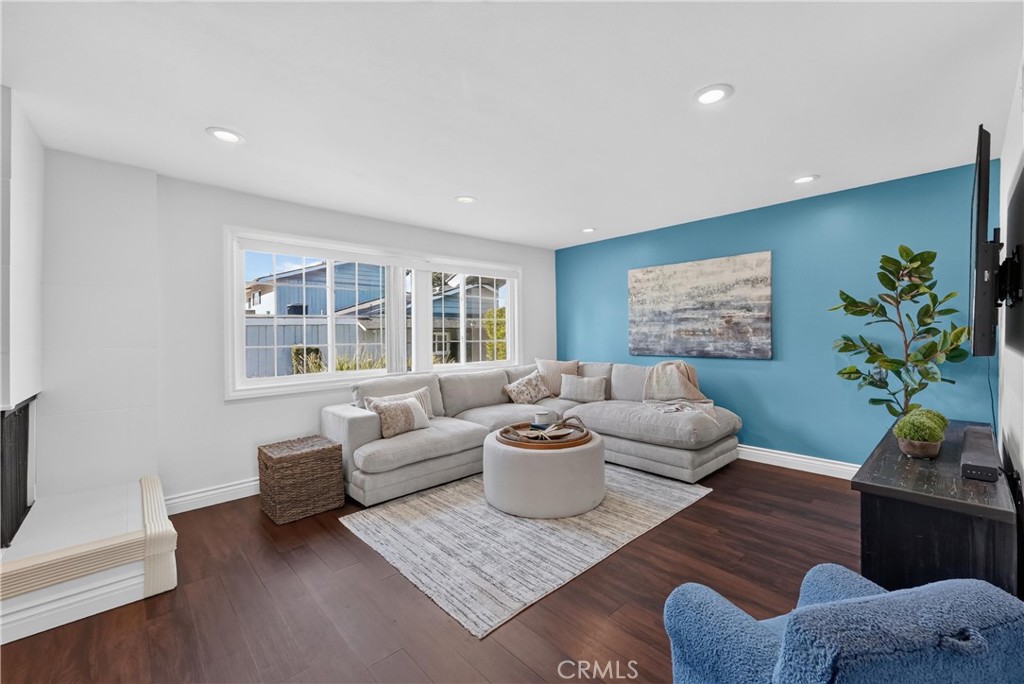 1243 Cameo Lane