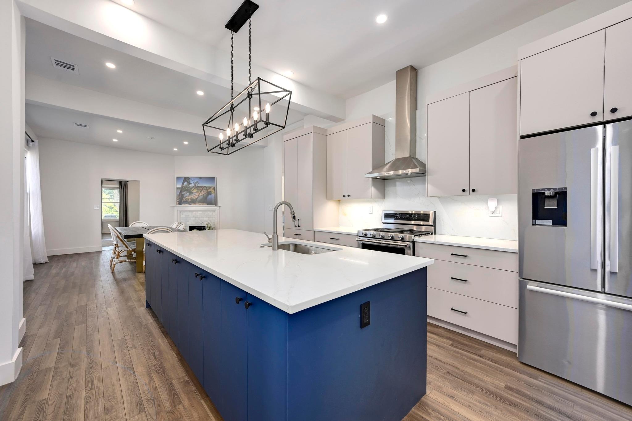 1603 Taylor Gaines ST