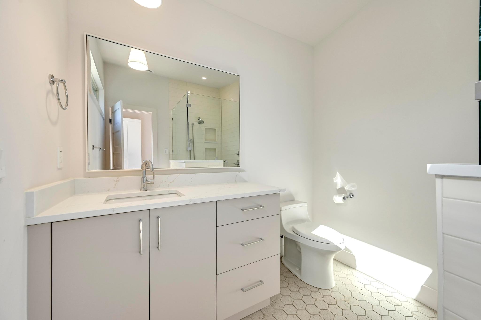 1603 Taylor Gaines ST