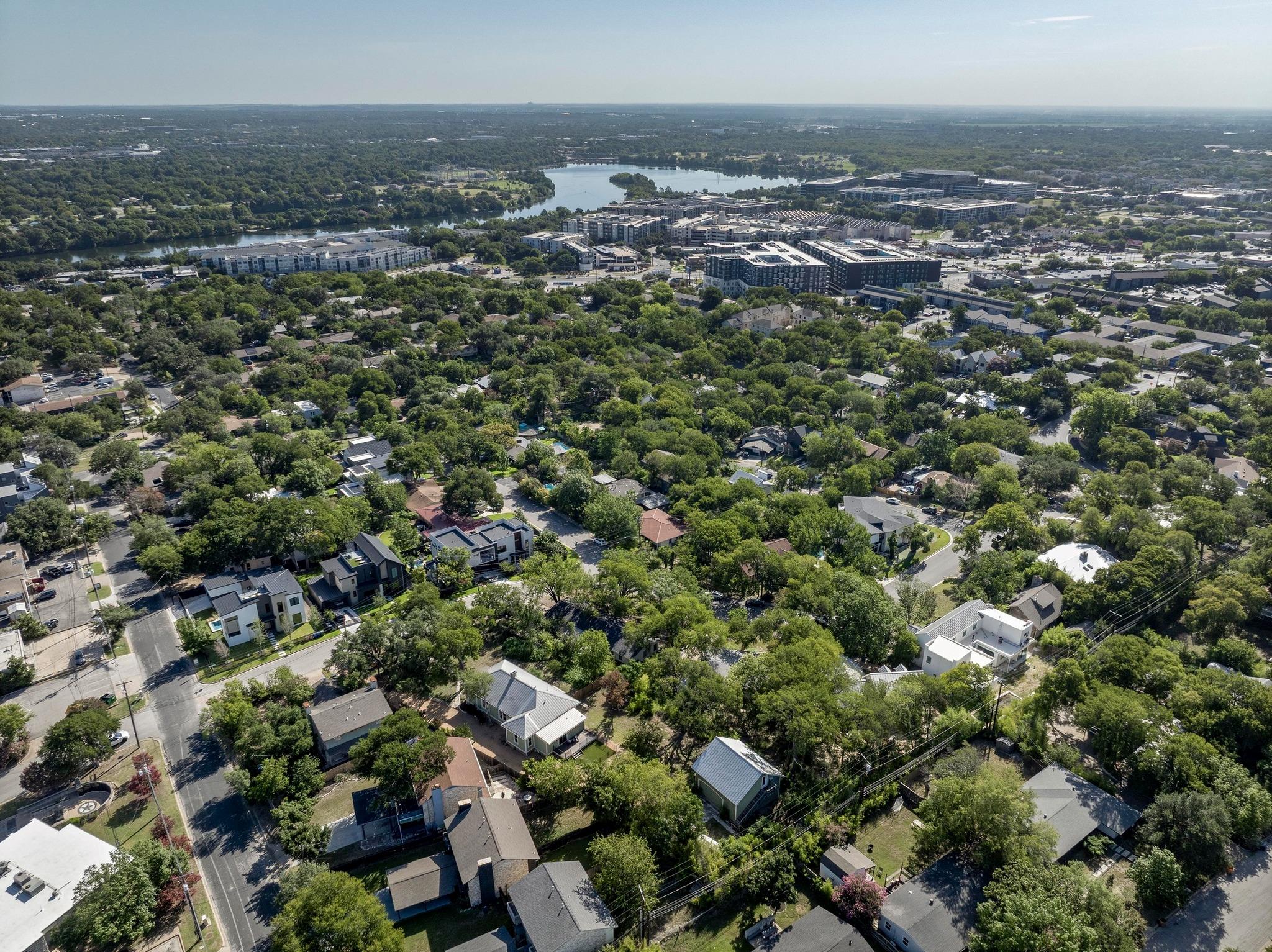 1603 Taylor Gaines ST