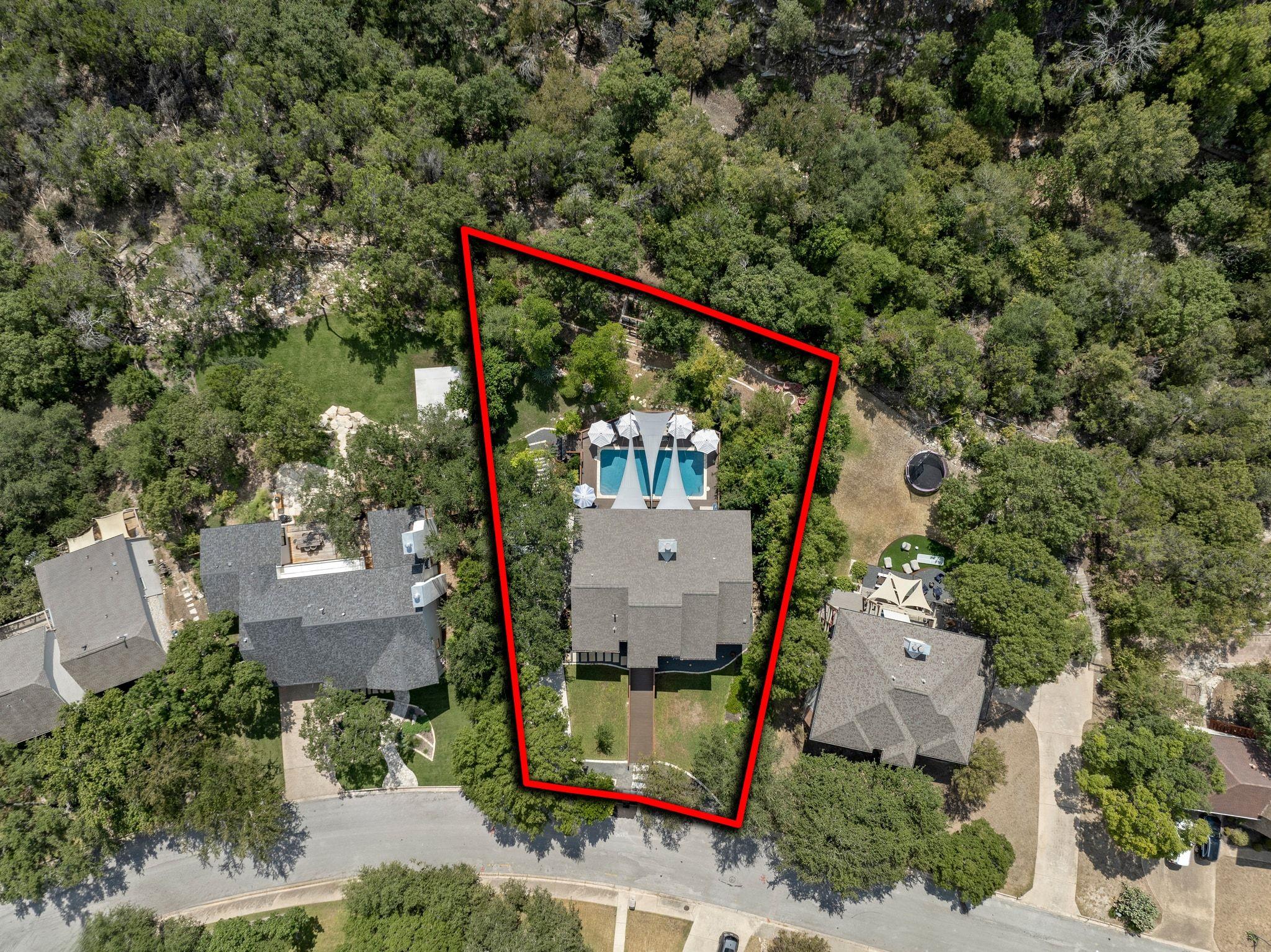 1718 Ben Crenshaw WAY