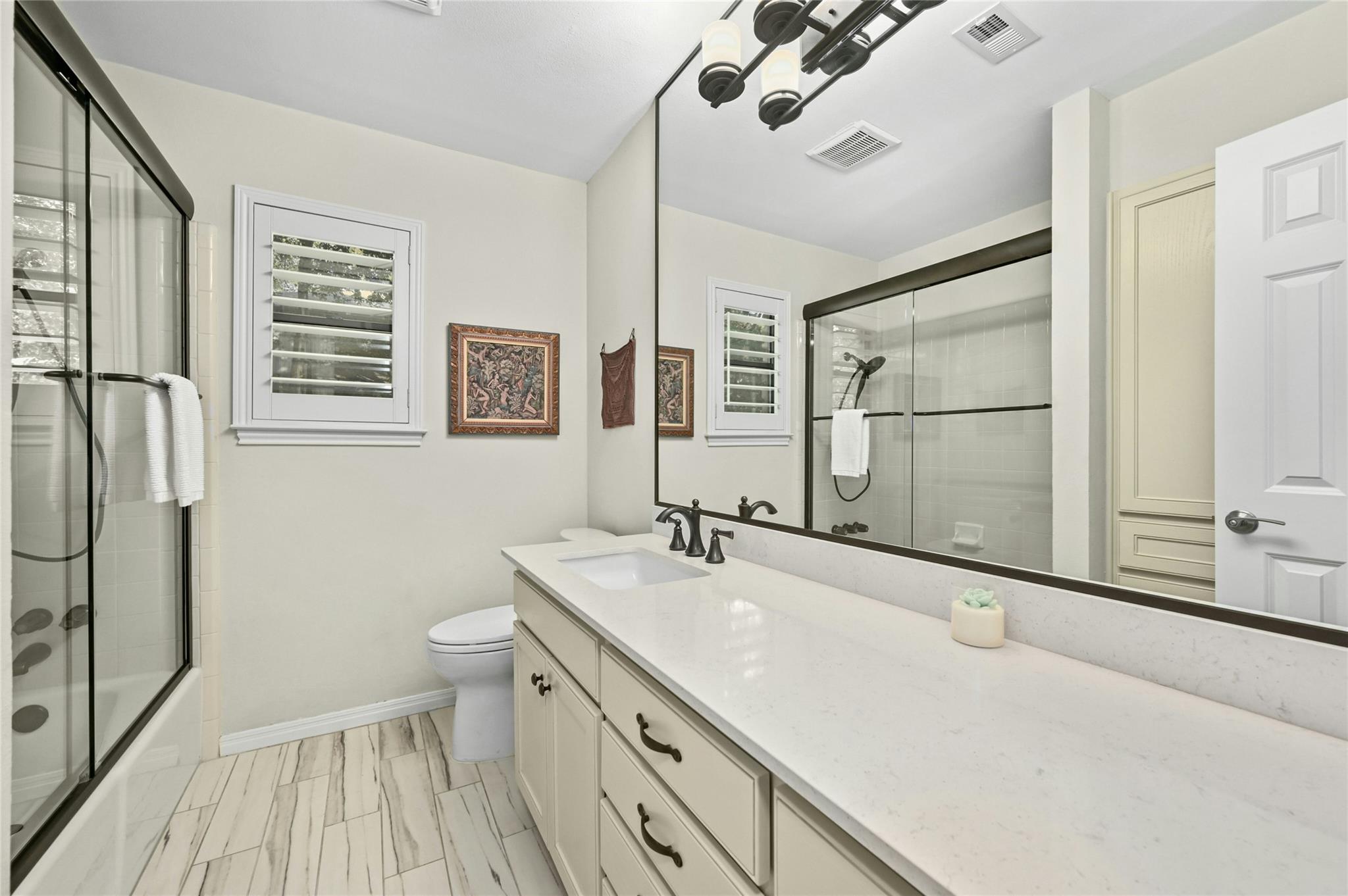 3117 Thousand Oaks DR