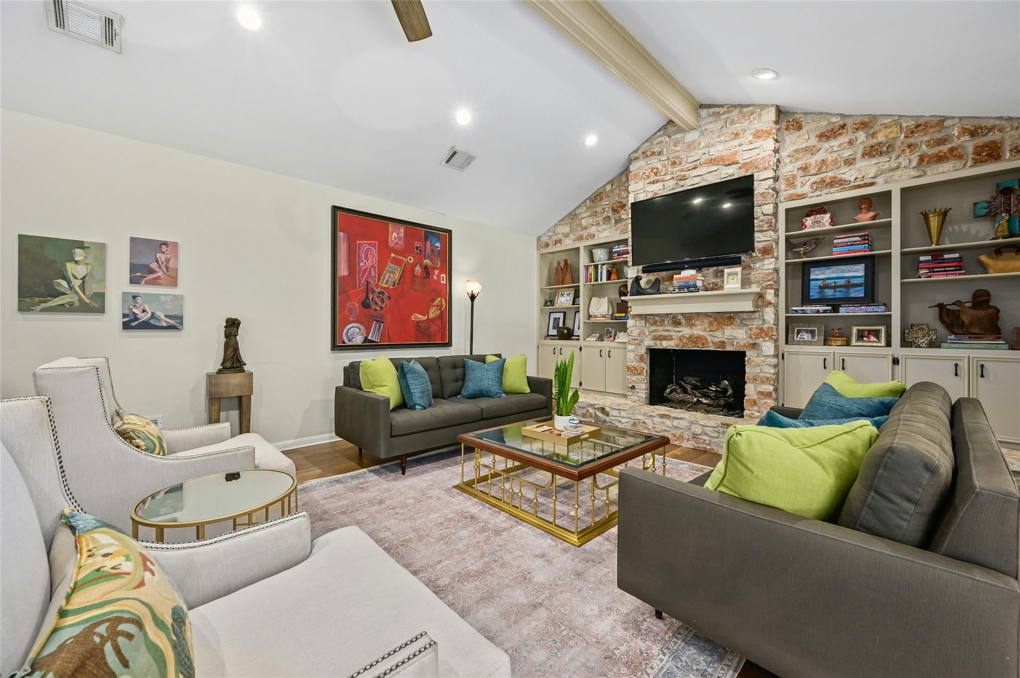 3117 Thousand Oaks DR