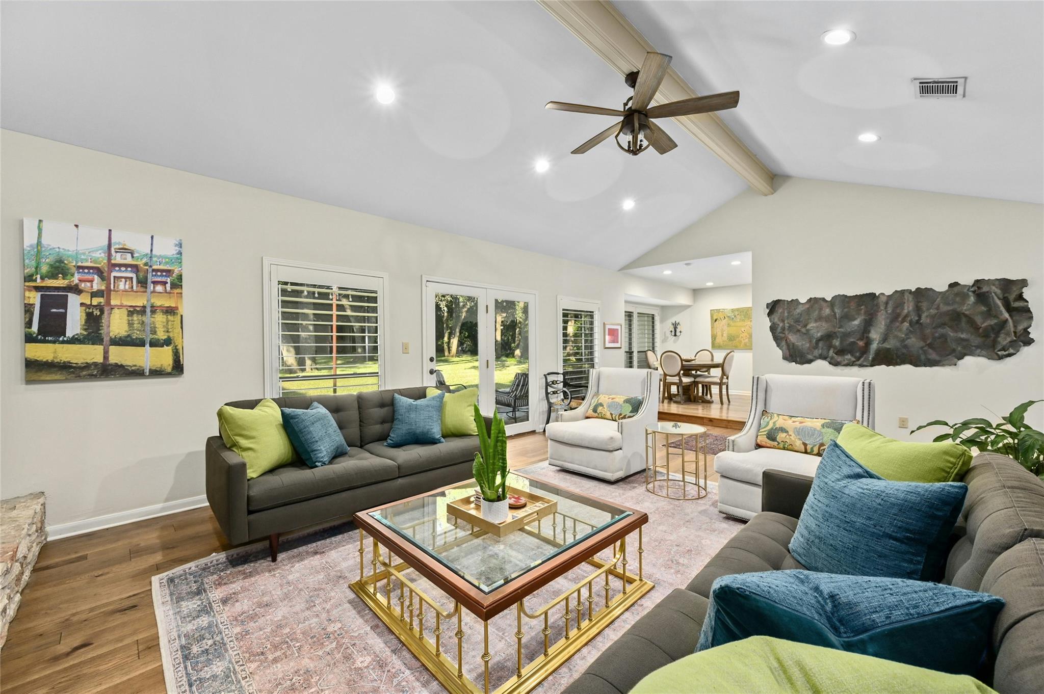 3117 Thousand Oaks DR