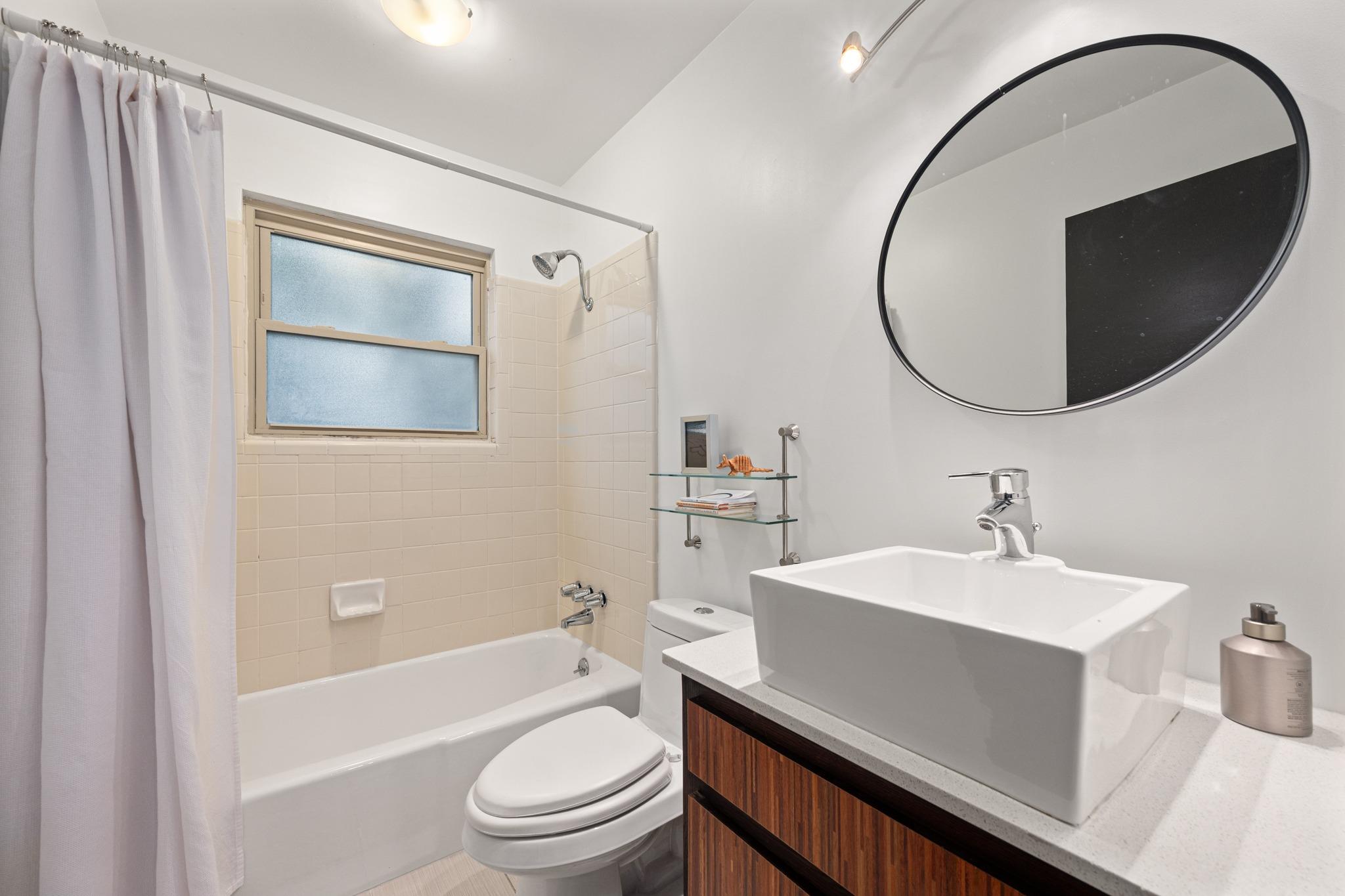 6305 Plum Hollow Overlook
