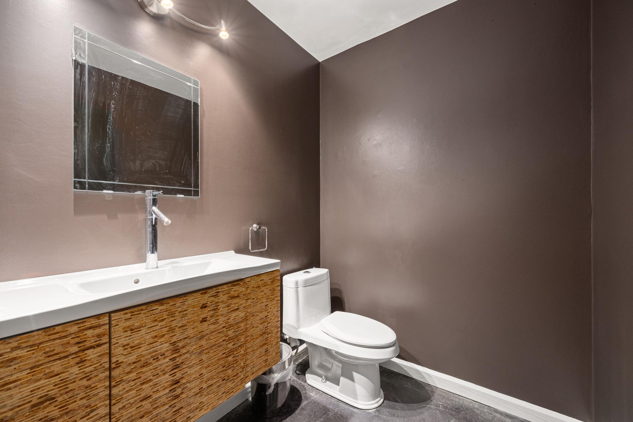6305 Plum Hollow Overlook
