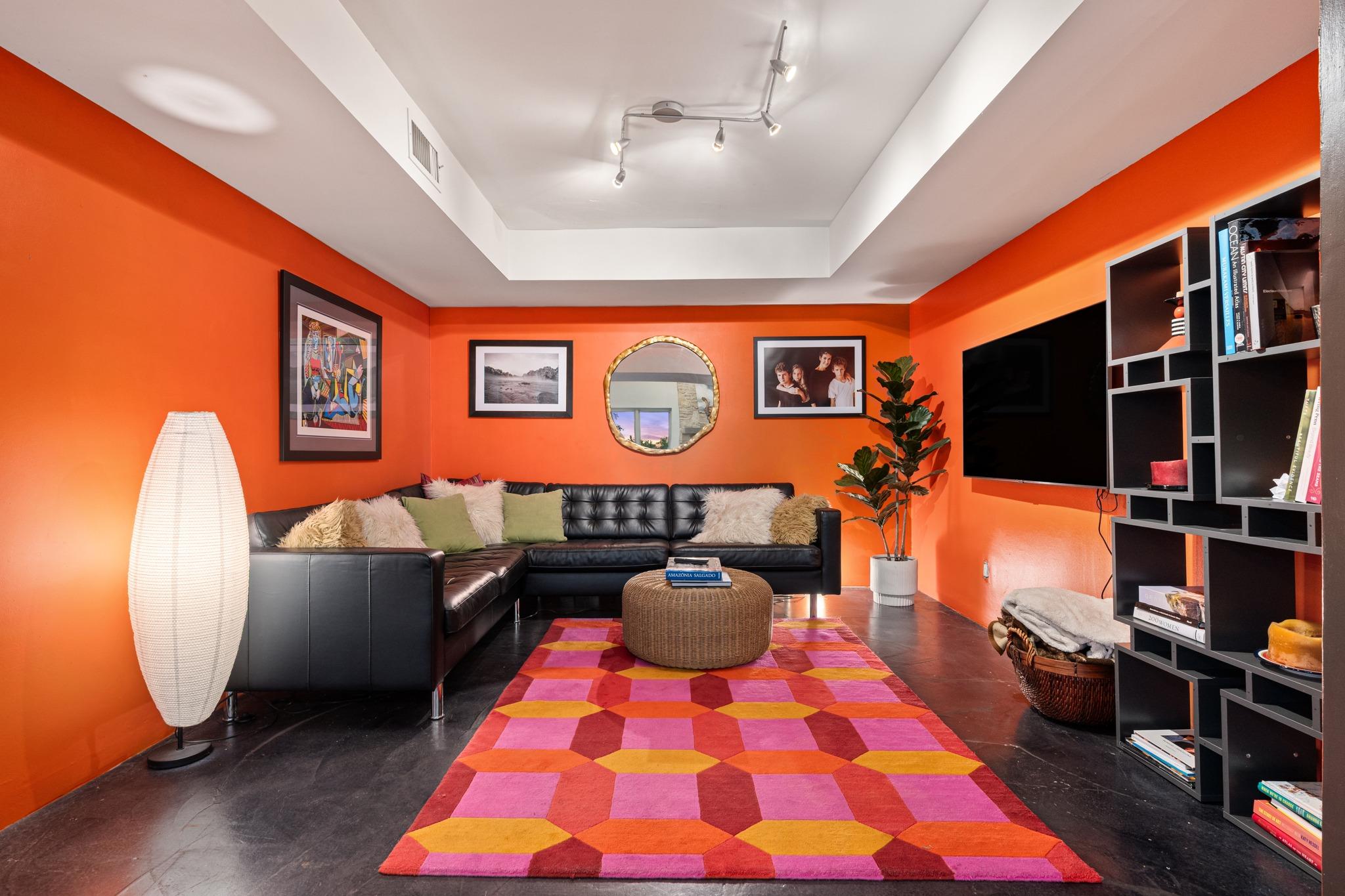 6305 Plum Hollow Overlook