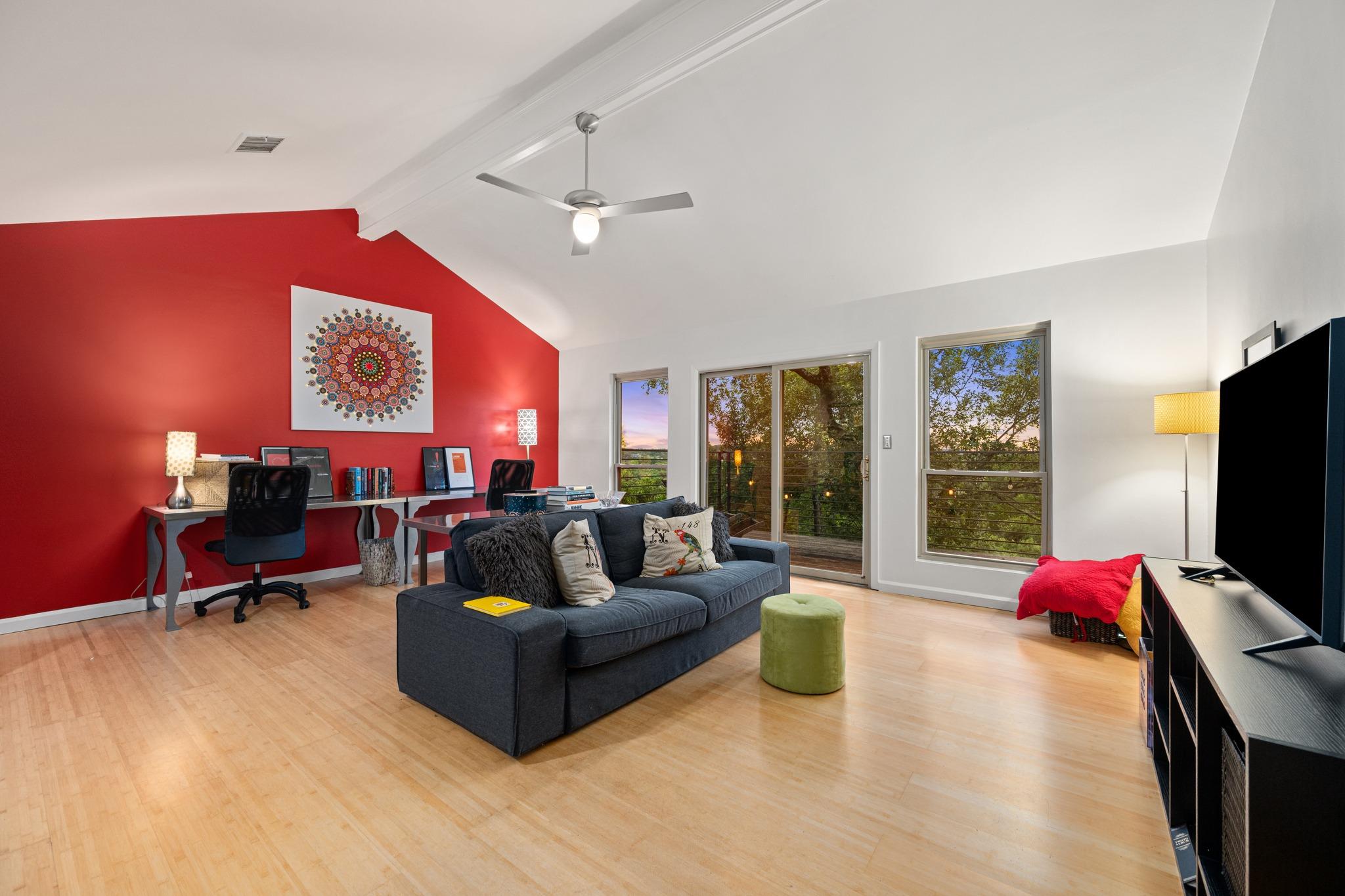 6305 Plum Hollow Overlook