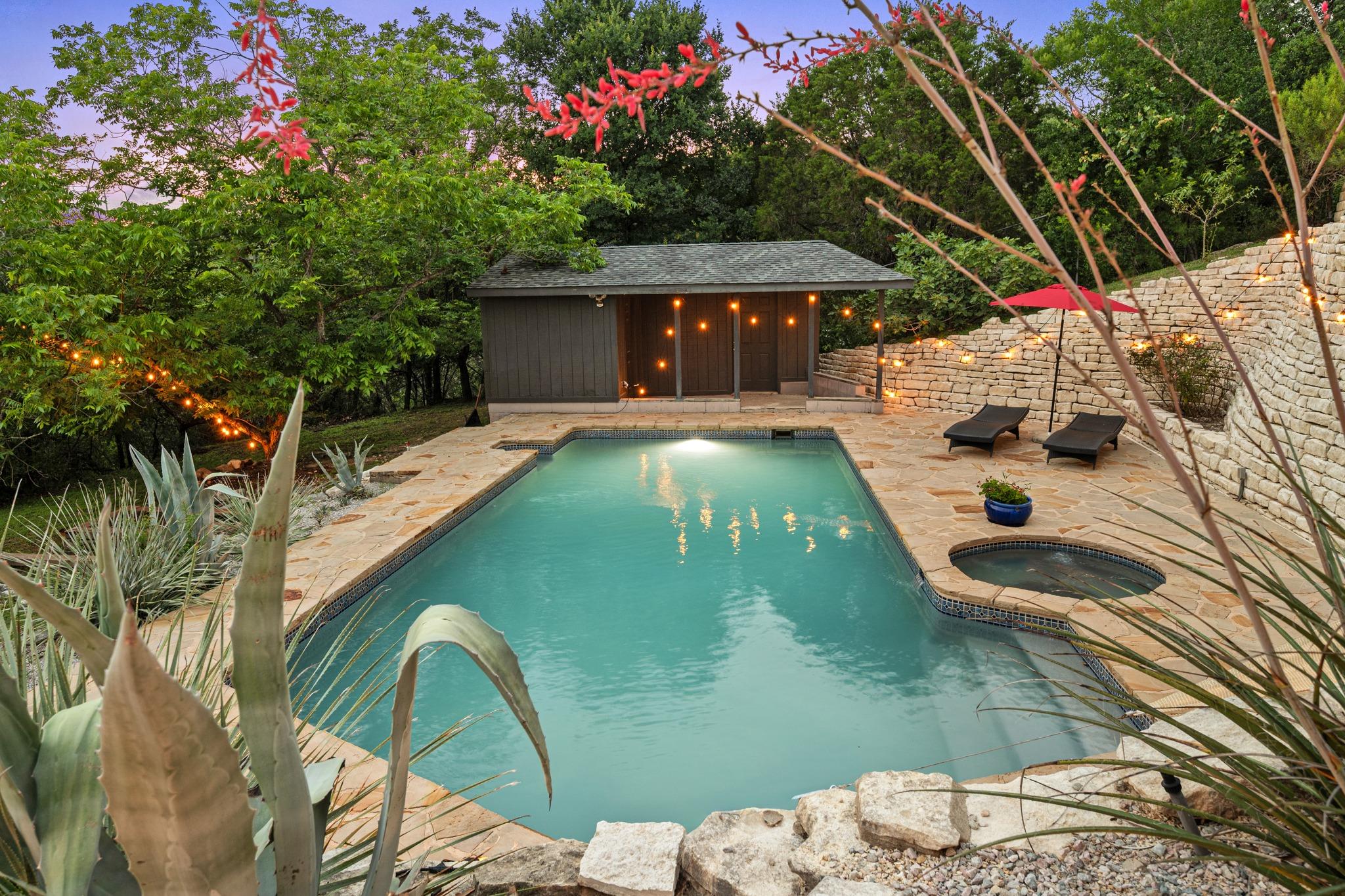 6305 Plum Hollow Overlook