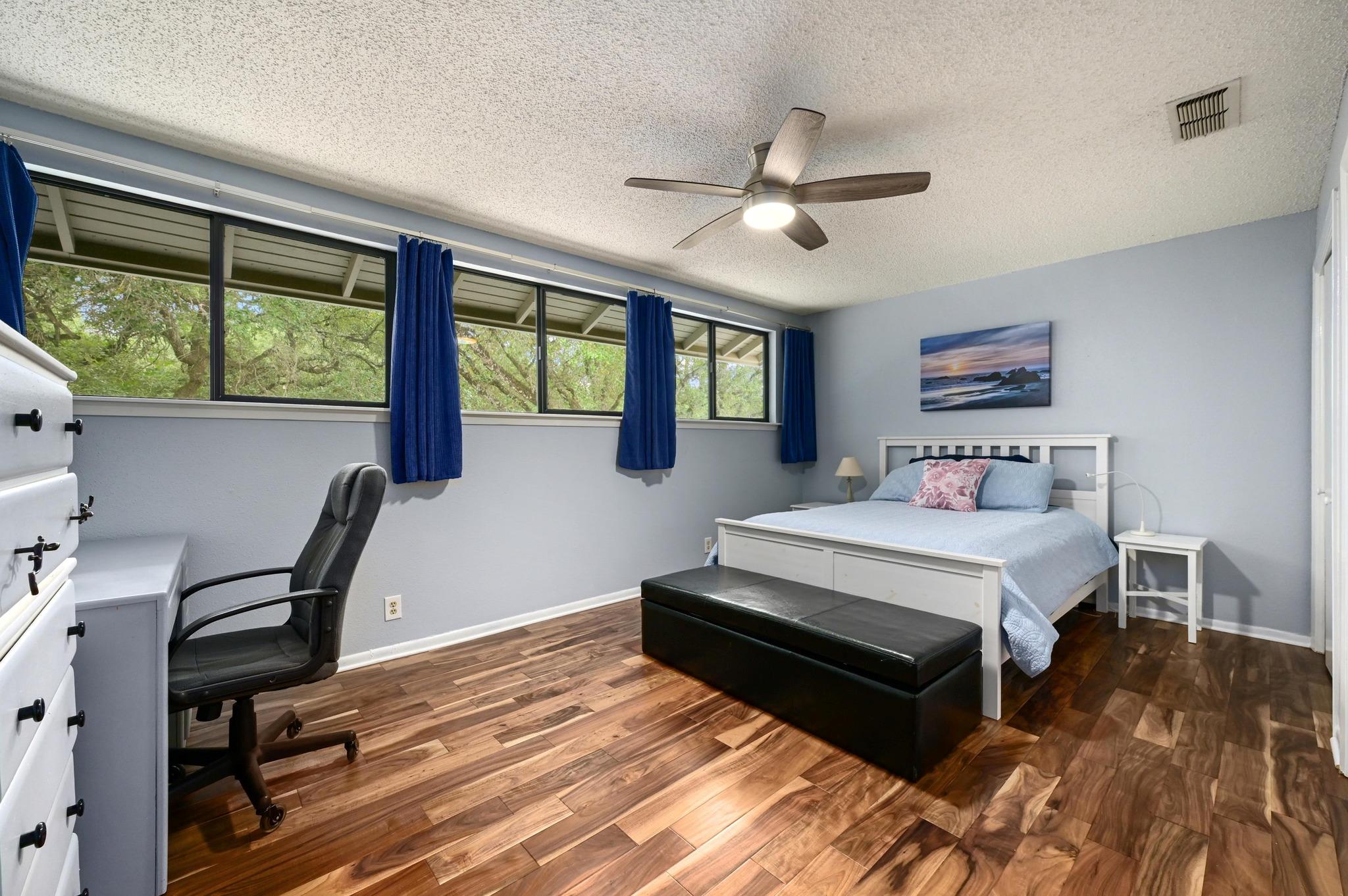 2009 S Oak Canyon RD