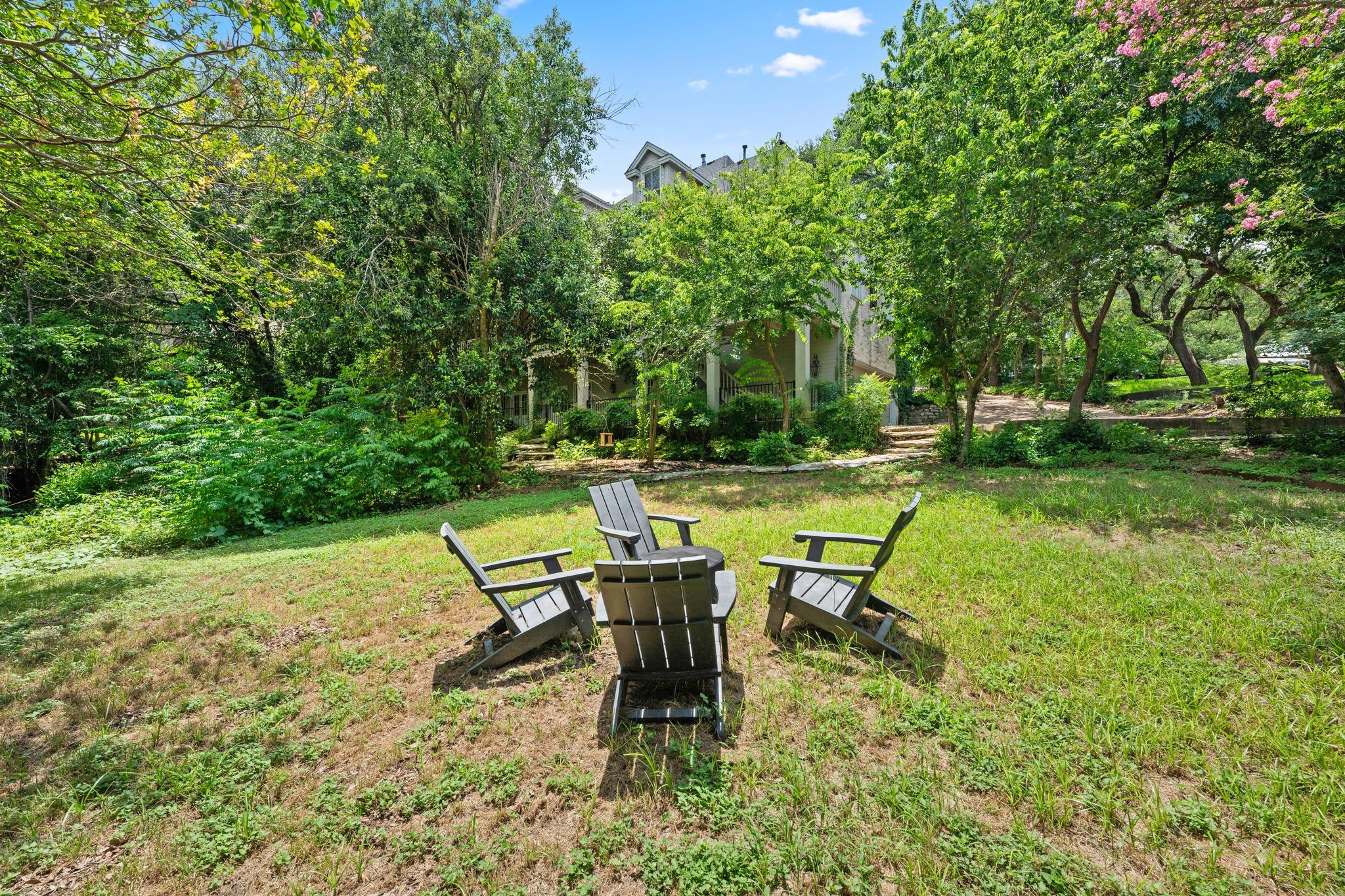 1201 Silver Hill DR