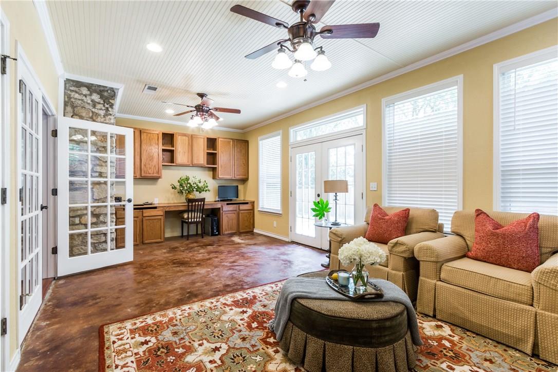 3407 Peregrine Falcon DR