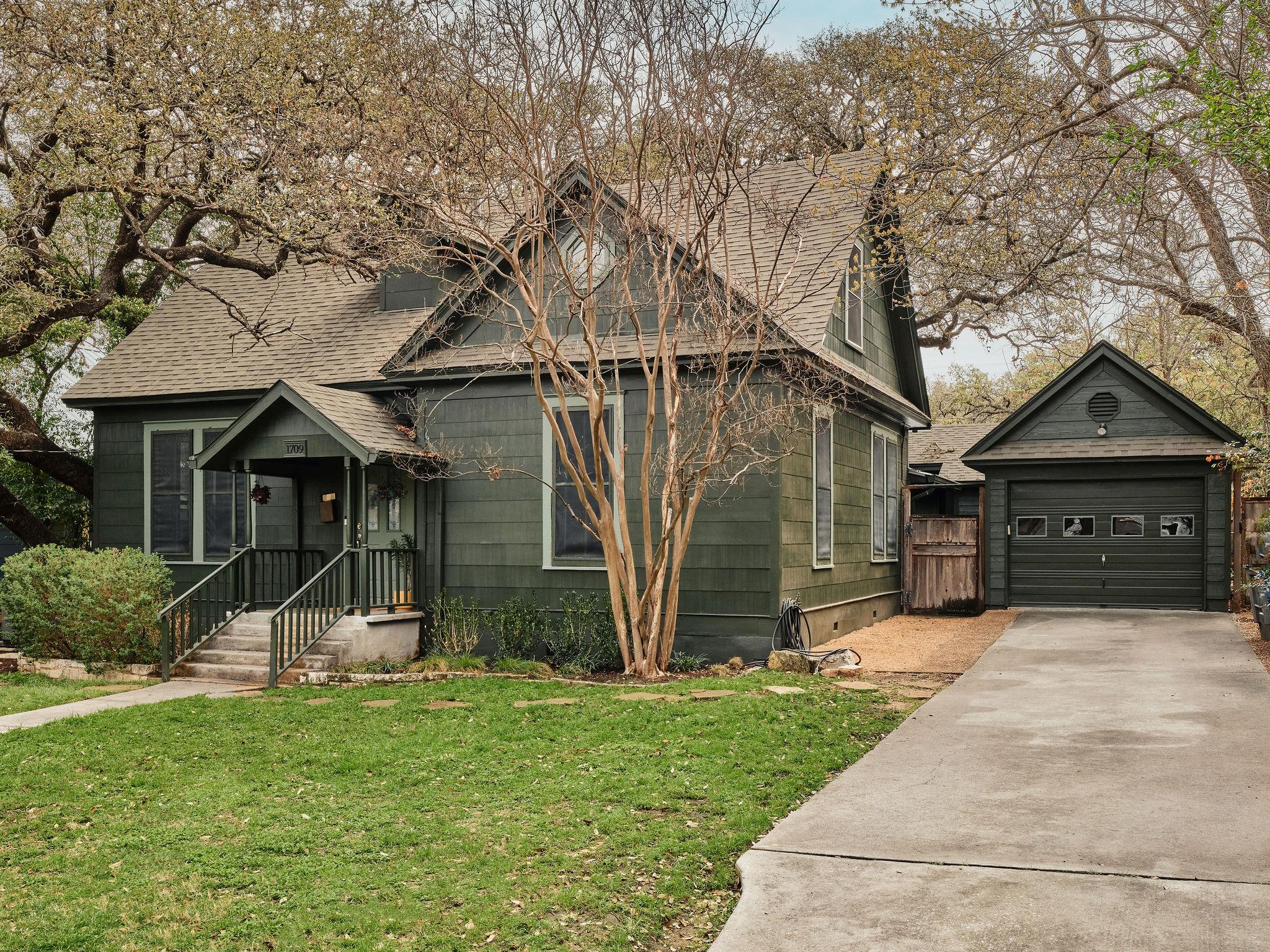 1709 Brackenridge ST