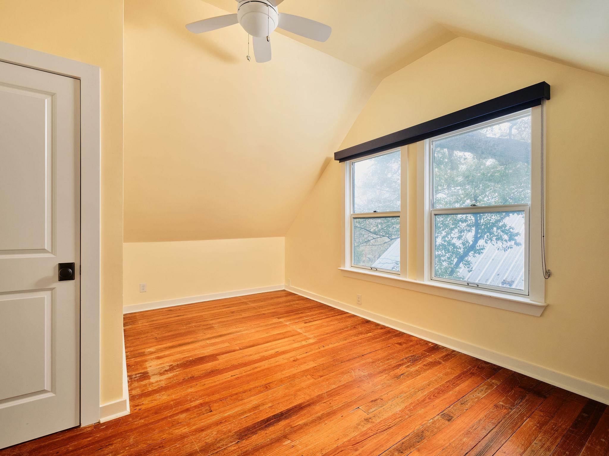 1709 Brackenridge ST