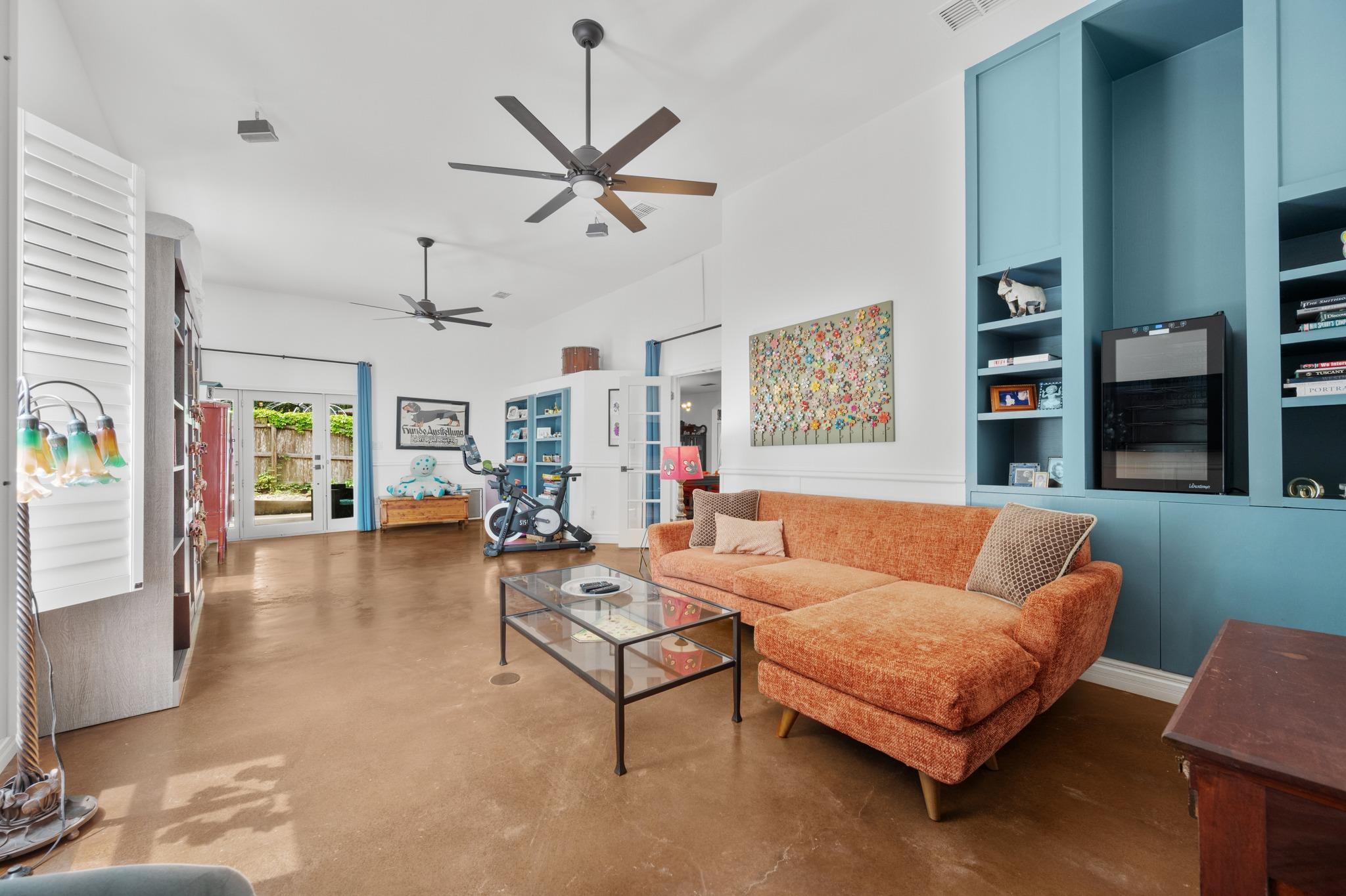 3415 Rain Forest DR