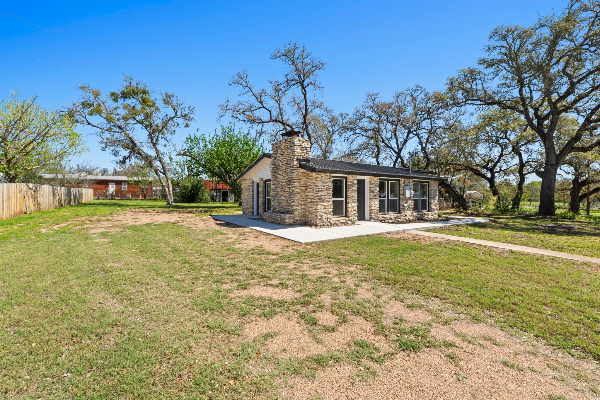 201 County Road 279