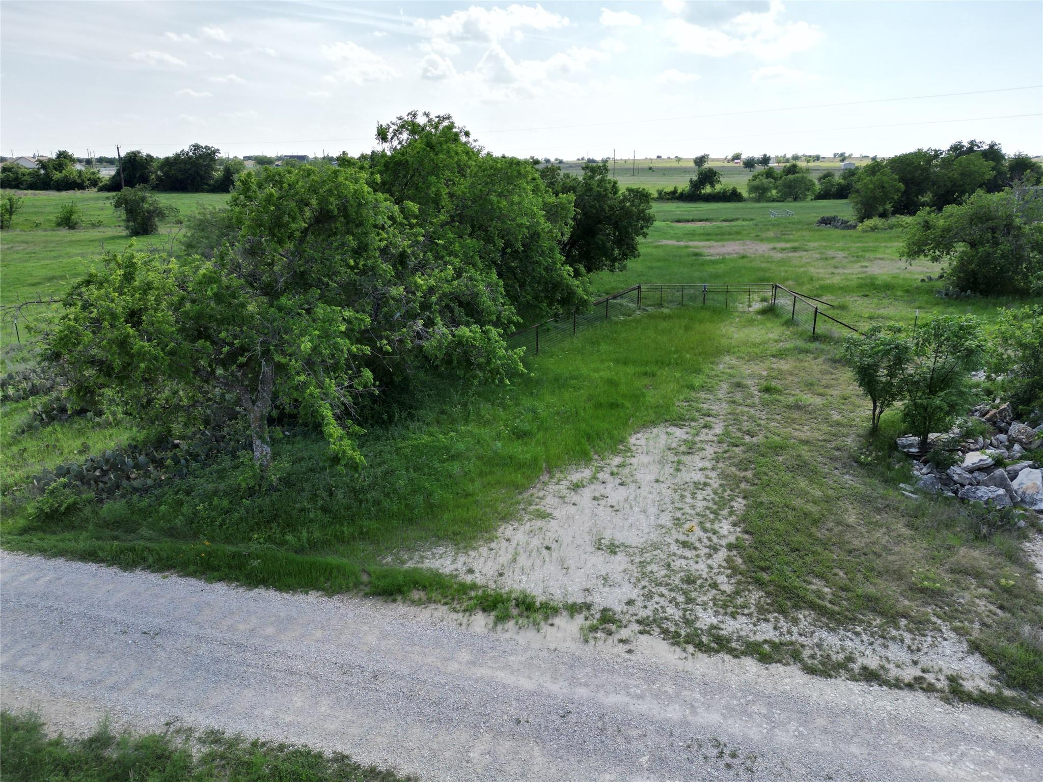 Lot 16 Titus LN