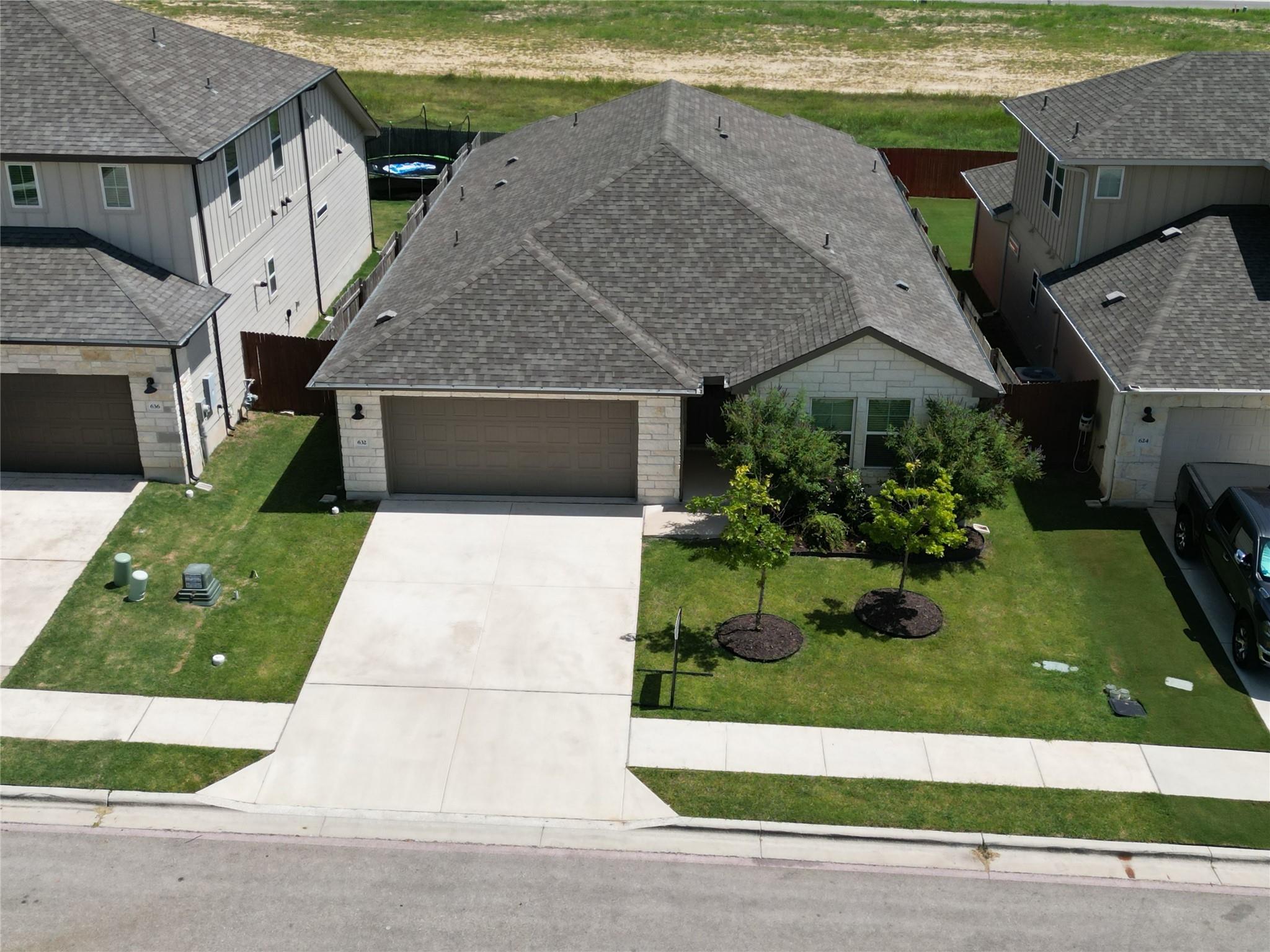632 Wild Spur LN