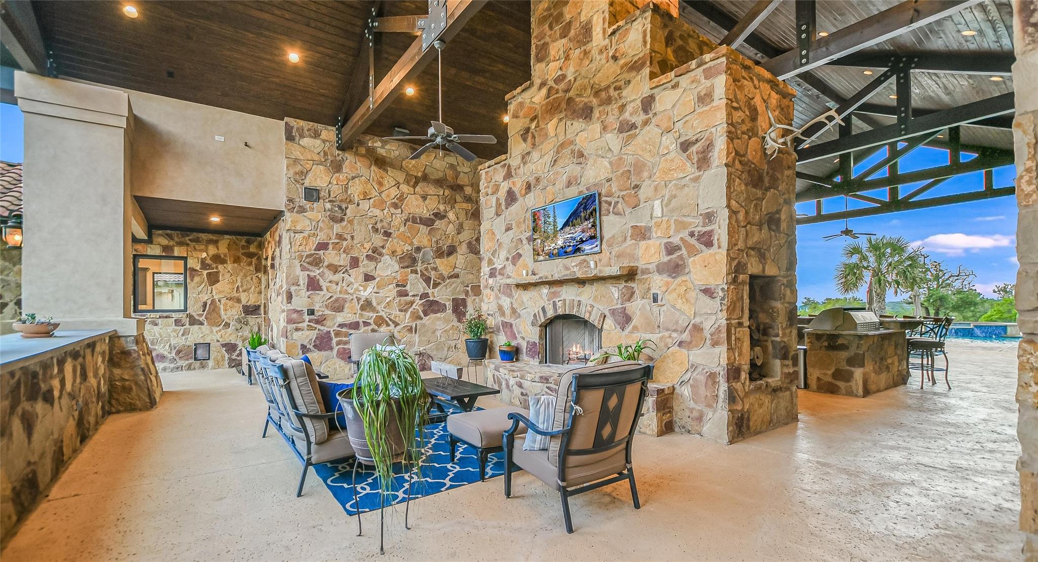 600 County Road 257
