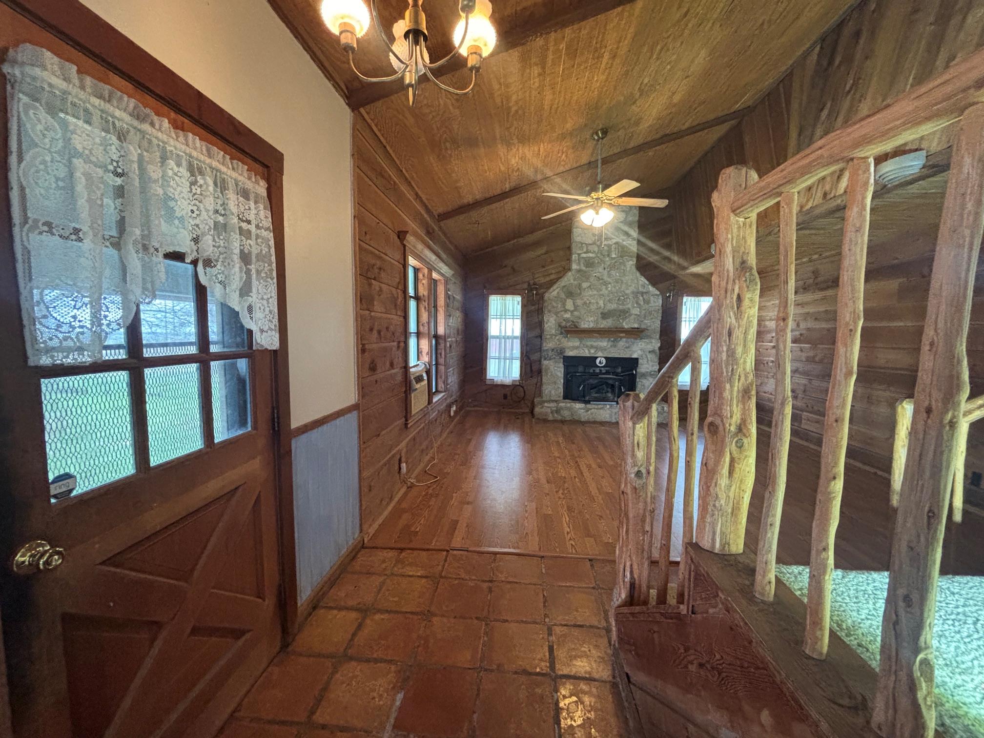 1720 County Road 276