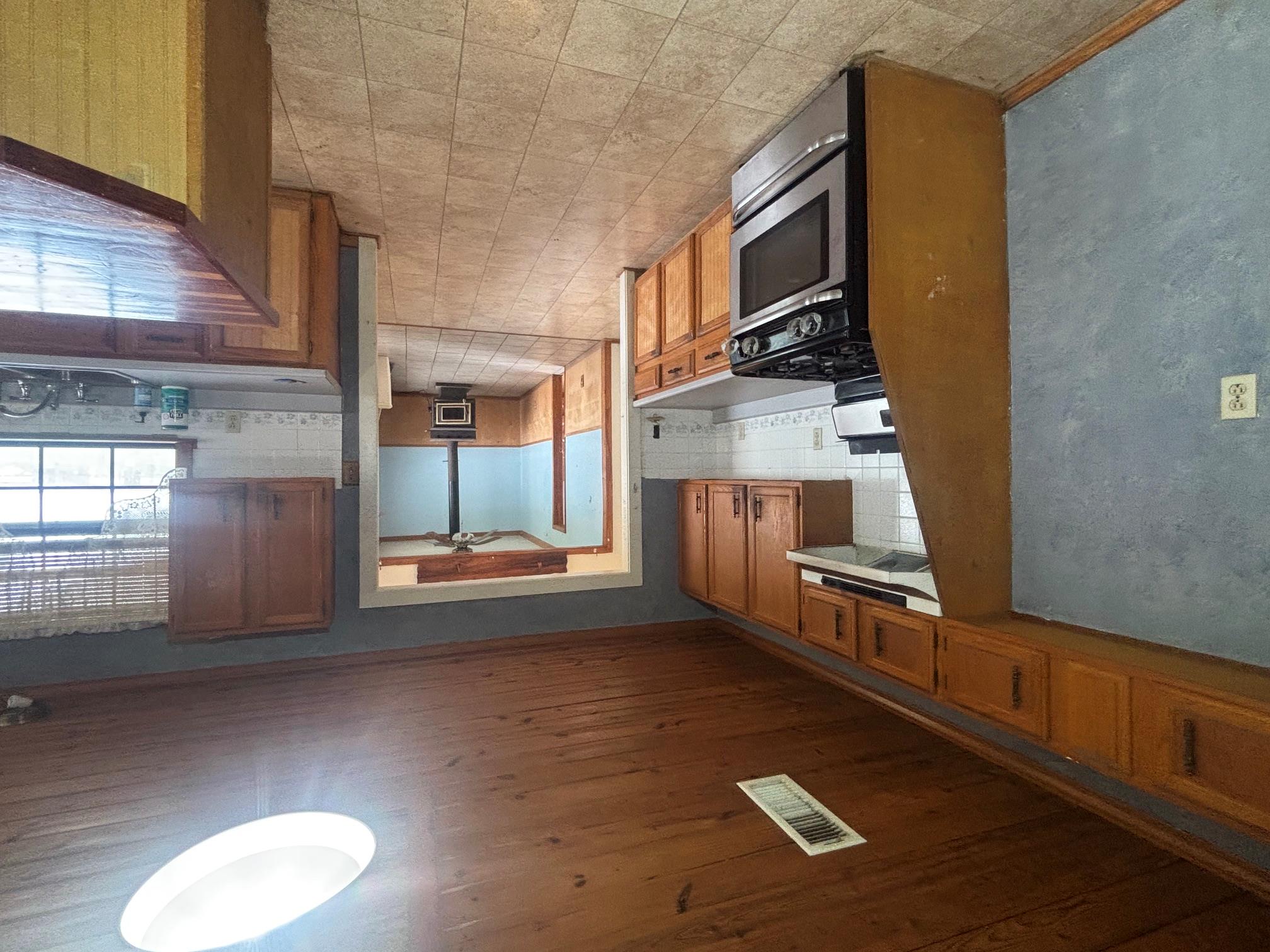 1720 County Road 276