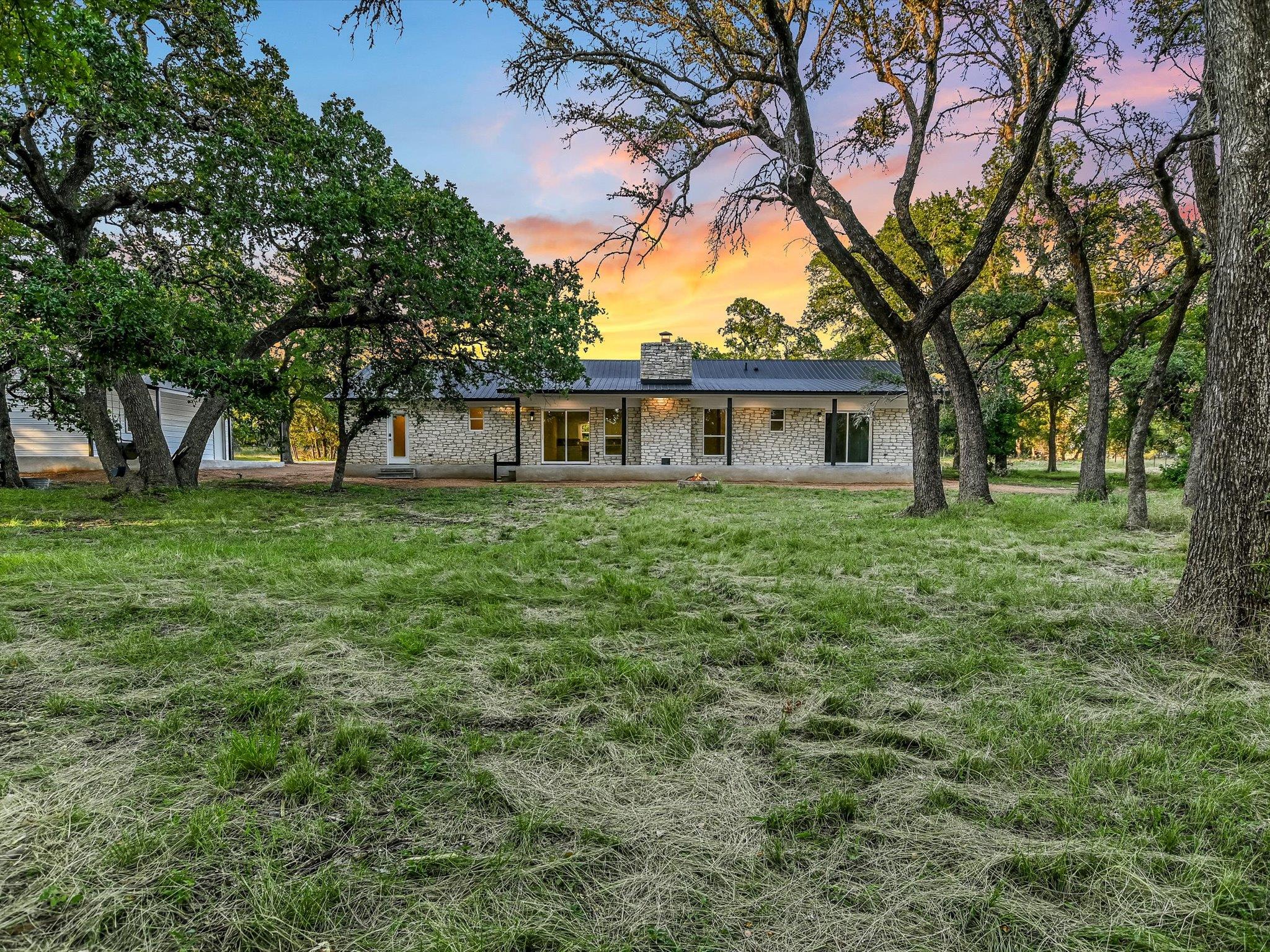 353 San Gabriel Oaks DR